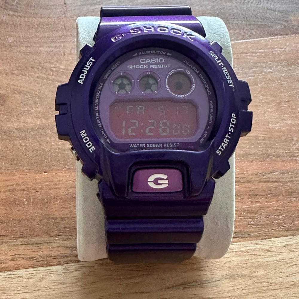 G-Shock DW-6900CC Purple Metallic